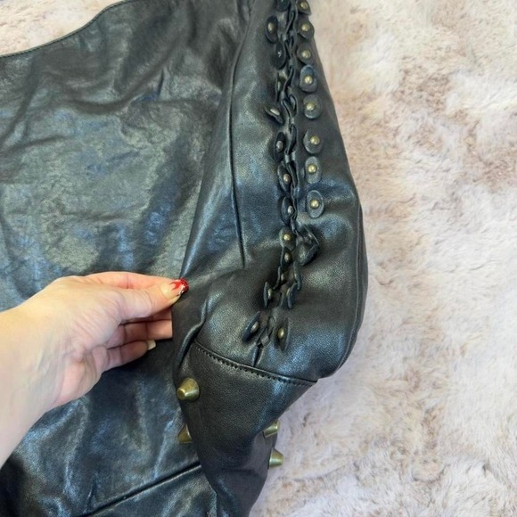 black faux leather slouchy hobo bag by Pour La Victoire - Picture 3 of 8